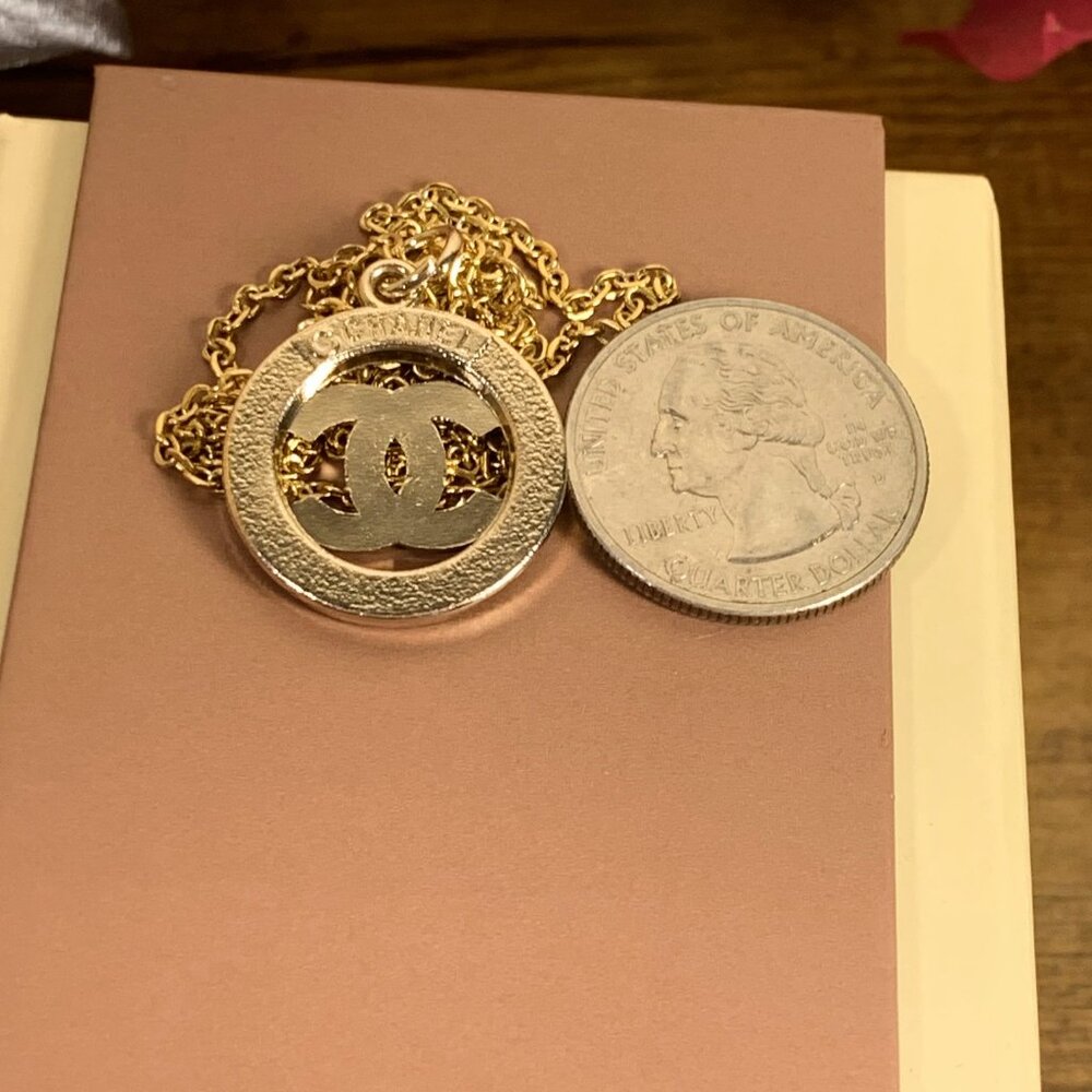 Bag Charm Necklace - Picture 3 of 7
